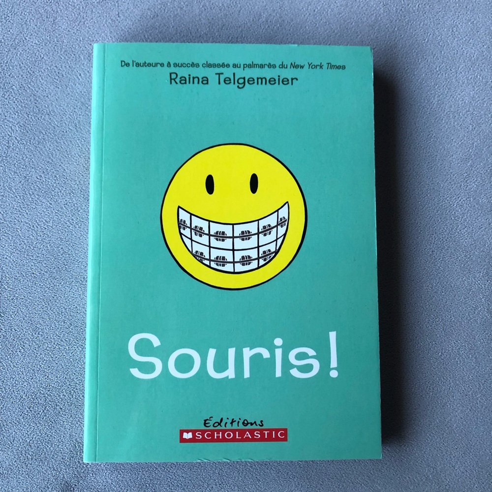 FRENCH ~ Souris! ~ Raina Telgemeier ~ Paperback Graphic Novel